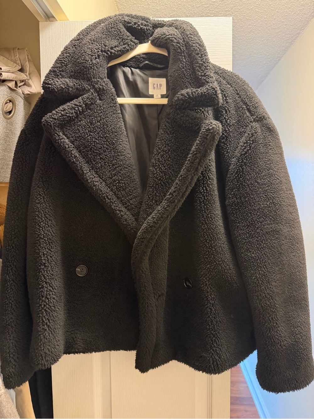 GAP Women's Black Teddy Sherpa Peacoat